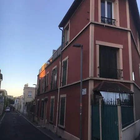 Apartment Quiet Cosy And Large With Terrace Location