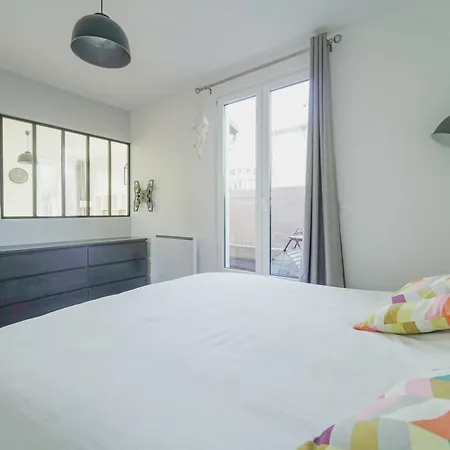 Apartment Quiet Cosy And Large With Terrace Location
